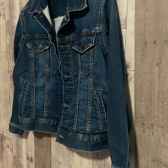 GAP Kids stretchy denim jacket size medium - Picture 3 of 5